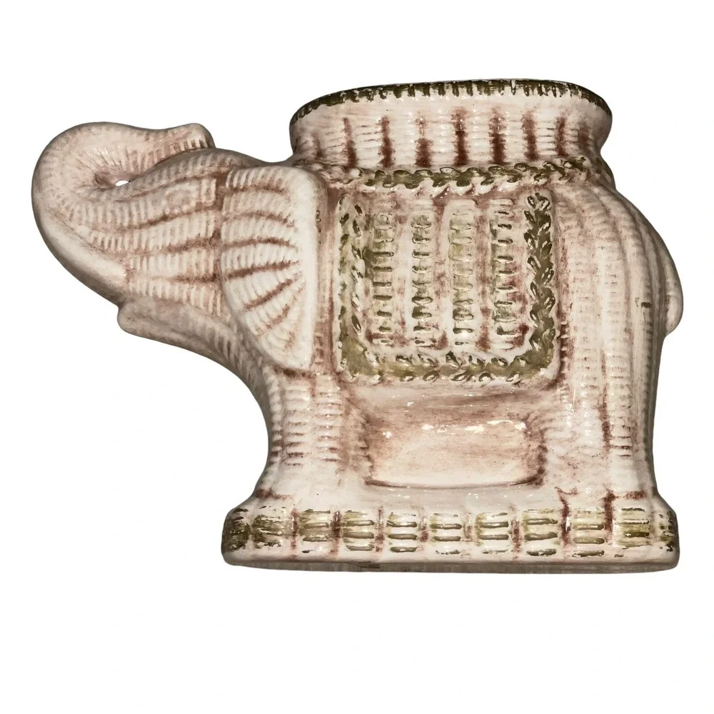 Vintage 1976 Handmade‎ Ceramic Elephant Vase Decor